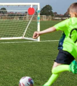 Tiros En El Fútbol: Cómo Perfeccionar Tu Técnica - Acadef