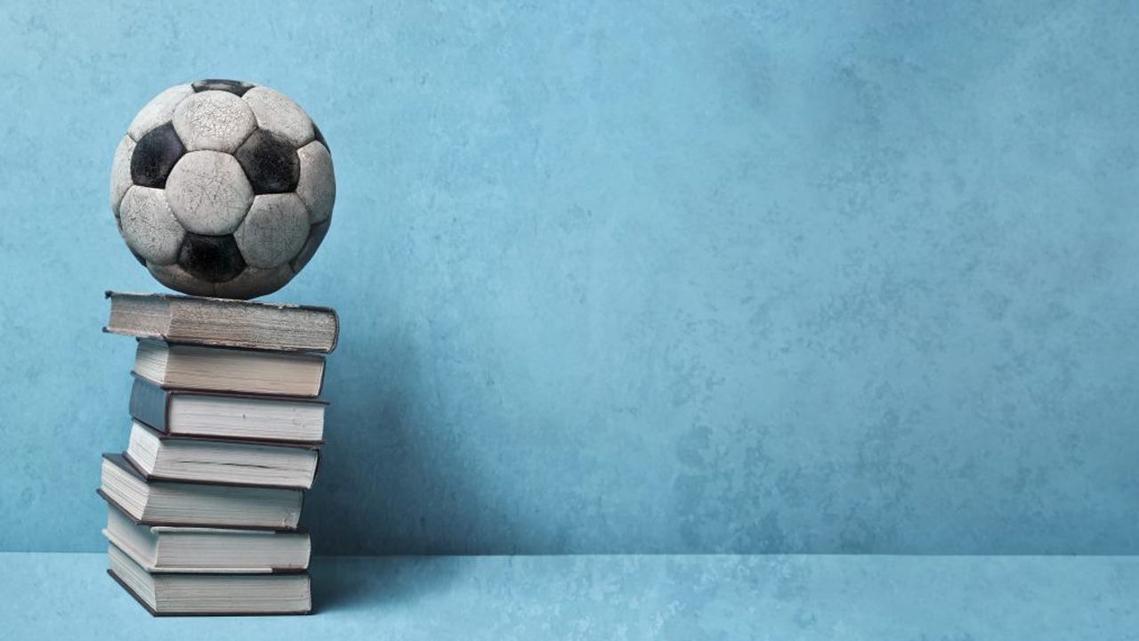 Los mejores libros de fútbol para comprar y regalar